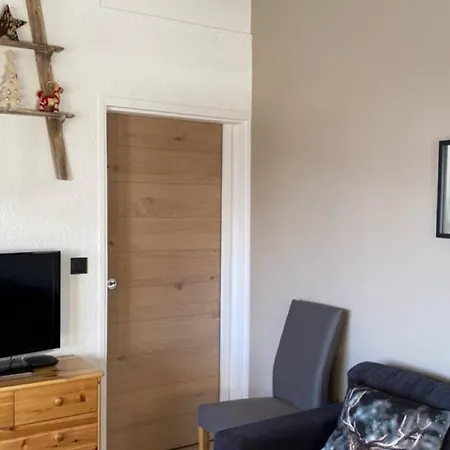 Duplex 3 Pieces Pour 6 Personnes Avec Balcon, Wifi A L'alpe D'huez - Fr-1-405-229 아파트