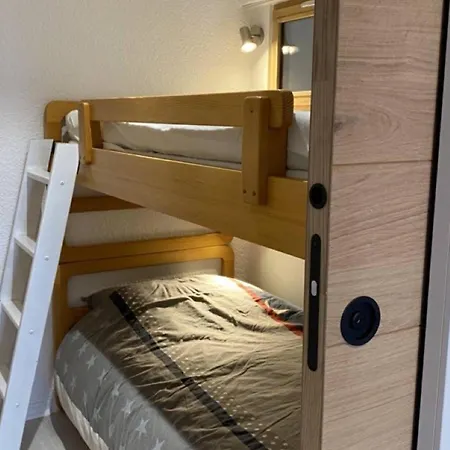 Duplex 3 Pieces Pour 6 Personnes Avec Balcon, Wifi A L'alpe D'huez - Fr-1-405-229 Huez